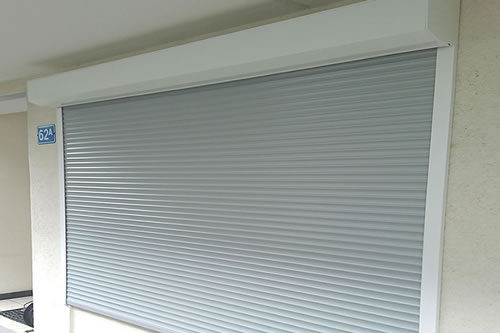 Rollladen (Alu/PVC) Rollladen (Alu/PVC)